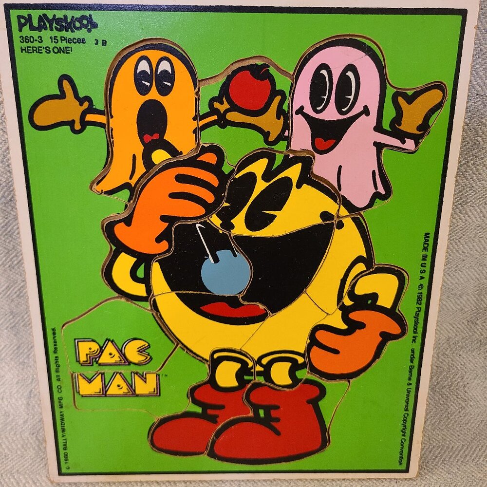 Vintage 1982 Playskool Pac Man wooden 15 piece puzzle